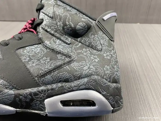 Black 6 (W) Triple DB9818-001 Jordan Retro SD 0421